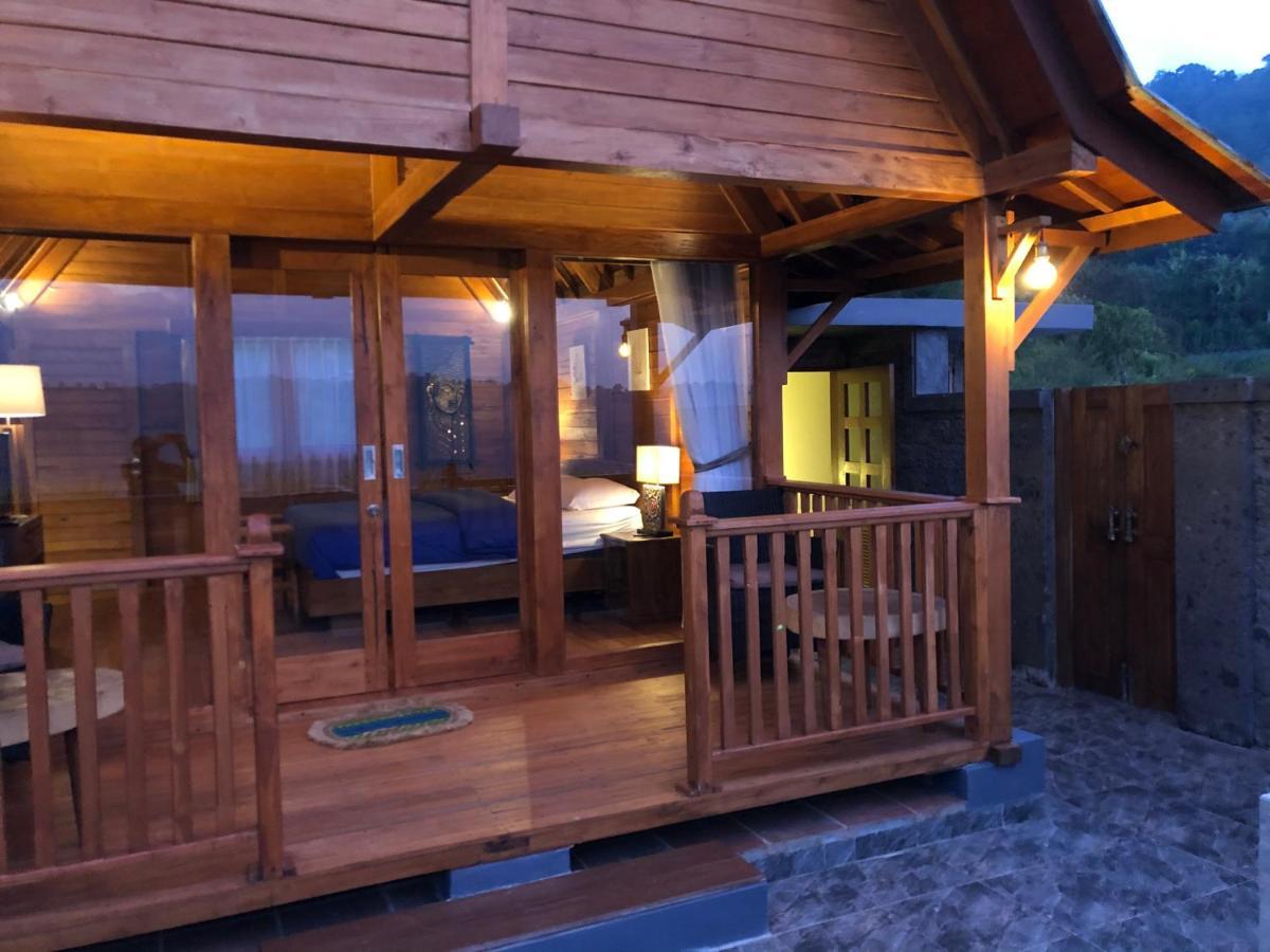 Buyan Lodge Lake View Villa Bedugul  Buitenkant foto